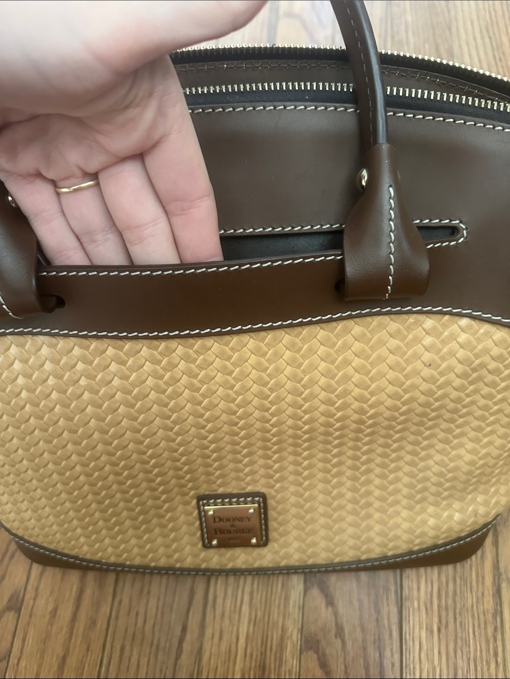 Dooney & Bourke Brown and Tan Woven Satchel With Gold Plaque - Picture 5 of 16